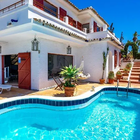 Stunning Beachclose By Costarentals - Ref 03 Fuengirola